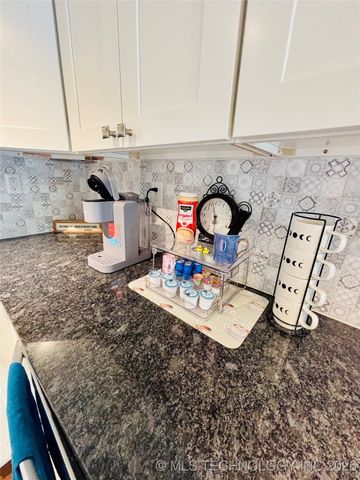 401 High Street, Eufaula, OK 74432