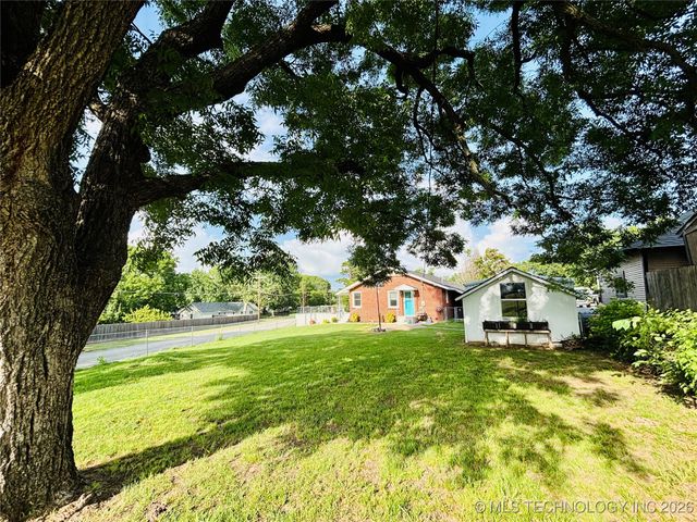 401 High Street, Eufaula, OK 74432