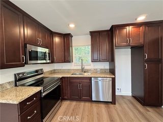 520 W Route 66 B, Glendora, CA 91740