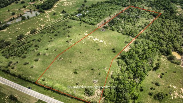 9216 Fm 713, Dale, TX 78616