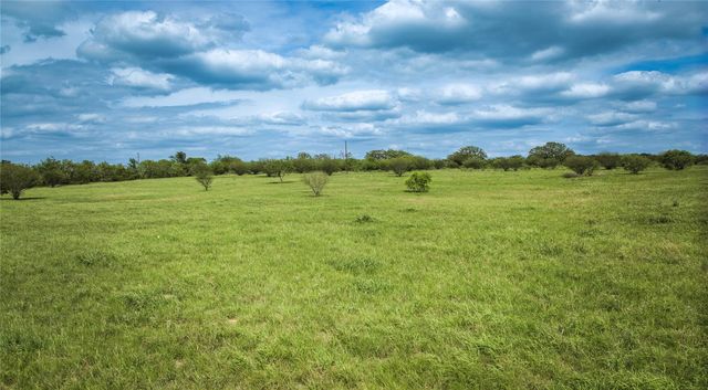 9216 Fm 713, Dale, TX 78616