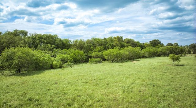 9216 Fm 713, Dale, TX 78616