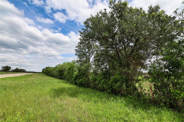 9216 Fm 713, Dale, TX 78616