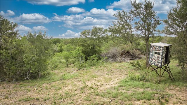 9216 Fm 713, Dale, TX 78616