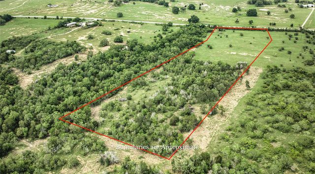 9216 Fm 713, Dale, TX 78616
