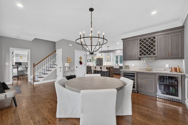 20 Kelly Ln, Brockton, MA 02301