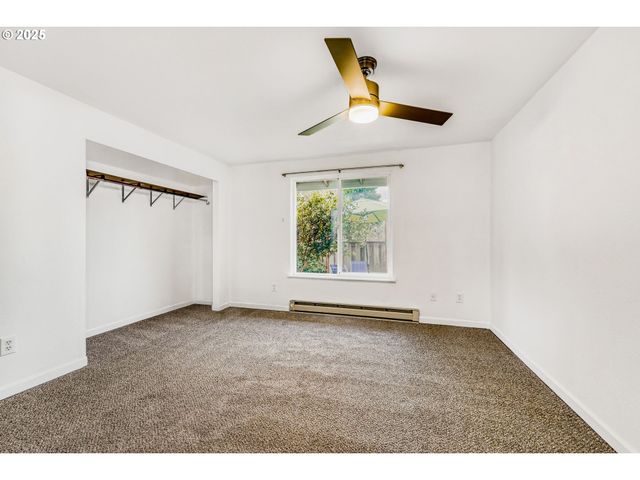 8196 Sw SHENANDOAH Way, Tualatin, OR 97062