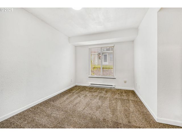 8196 Sw SHENANDOAH Way, Tualatin, OR 97062