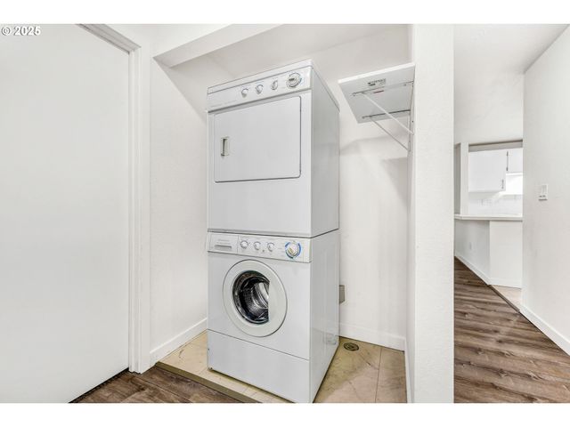 8196 Sw SHENANDOAH Way, Tualatin, OR 97062