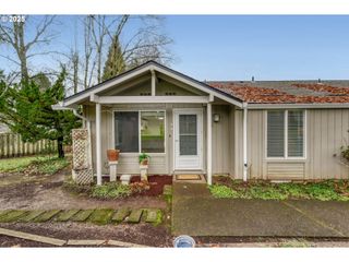 8196 Sw SHENANDOAH Way, Tualatin, OR 97062