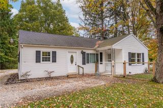 11900 Geib Avenue NE, Hartville, OH 44632