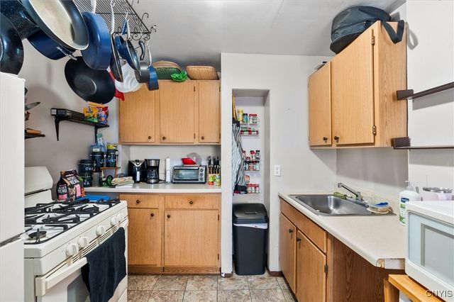 819 Lemoyne Avenue, Syracuse, NY 13208