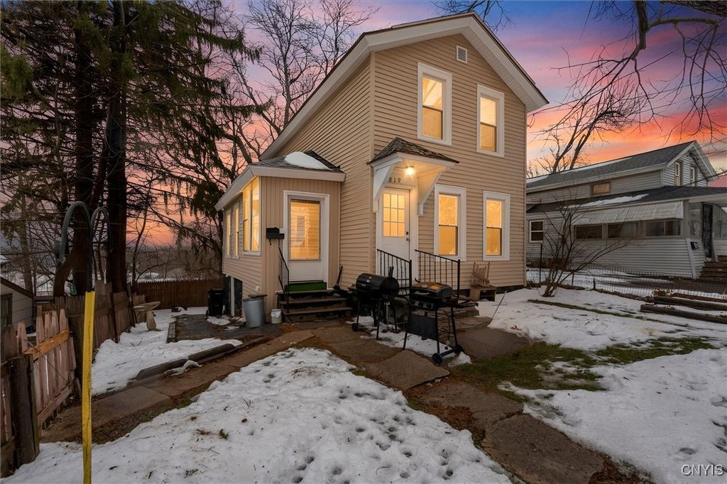 819 Lemoyne Avenue, Syracuse, NY 13208