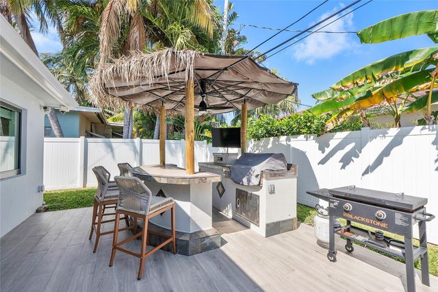 1881 NE 27th Street, Lighthouse Point, FL 33064