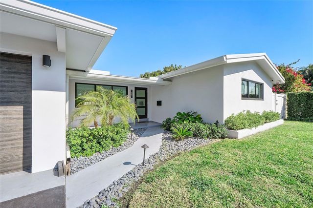 1881 NE 27th Street, Lighthouse Point, FL 33064