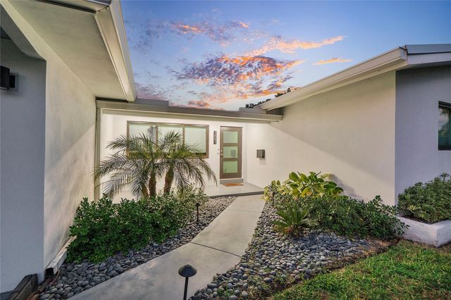 1881 NE 27th Street, Lighthouse Point, FL 33064