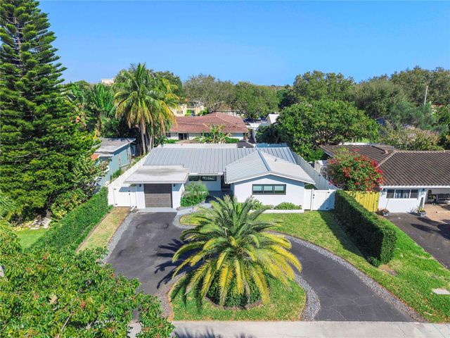 1881 NE 27th Street, Lighthouse Point, FL 33064