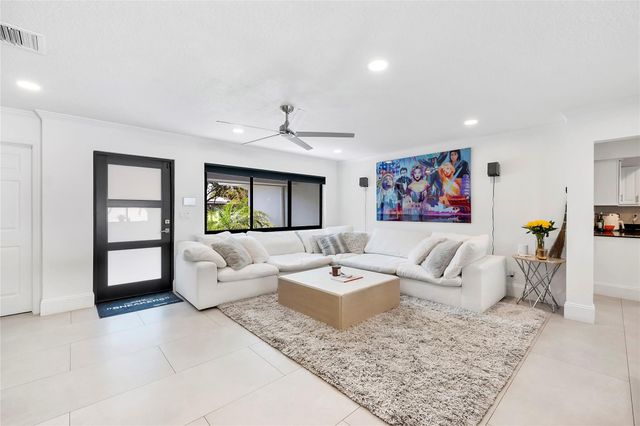 1881 NE 27th Street, Lighthouse Point, FL 33064