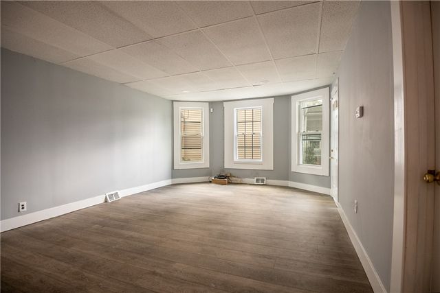 780 S Irvine Ave, Sharon, PA 16146