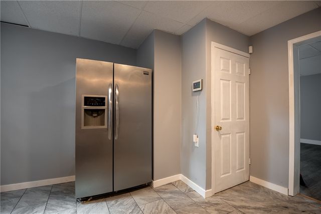 780 S Irvine Ave, Sharon, PA 16146