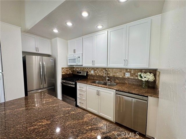 405 20th A, Huntington Beach, CA 92648