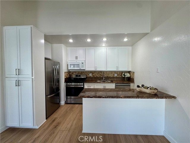 405 20th A, Huntington Beach, CA 92648