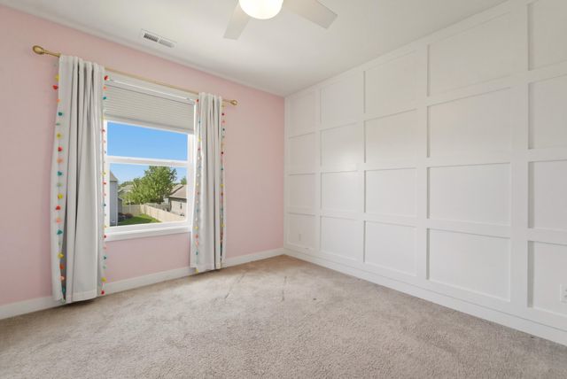 528 Hampton Manor Court, Valparaiso, IN 46385