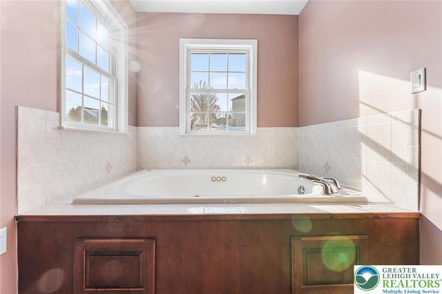 114 Farm View Court, Amity Twp, PA 19518