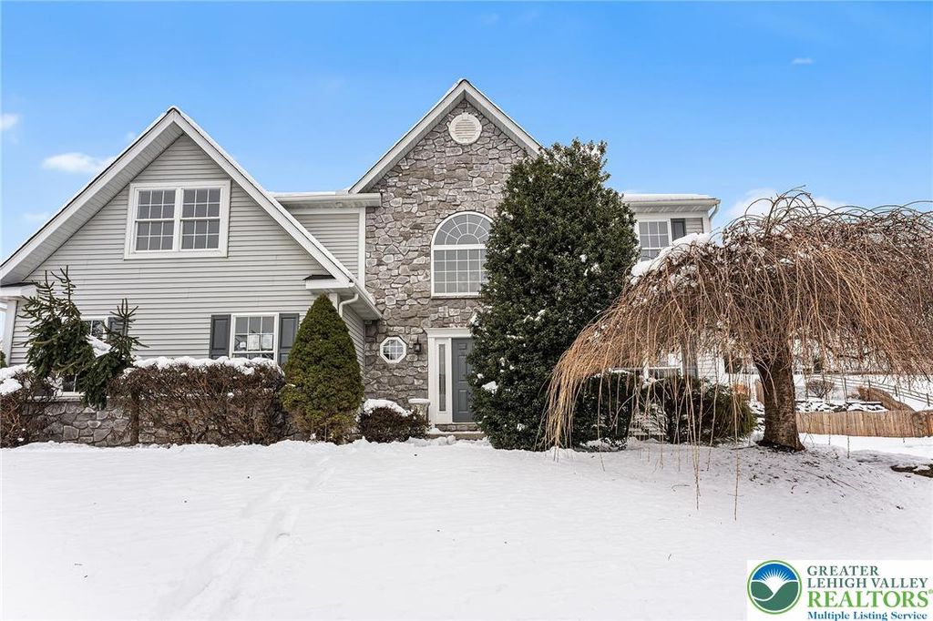 114 Farm View Court, Amity Twp, PA 19518