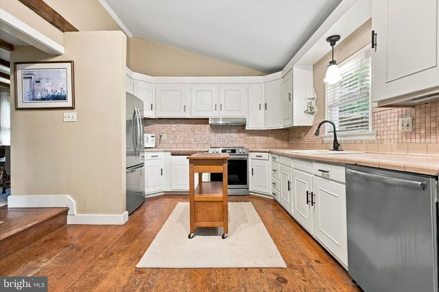 65 MATHEWS AVE, Doylestown, PA 18901