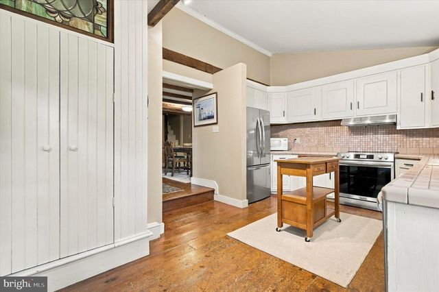 65 MATHEWS AVE, Doylestown, PA 18901