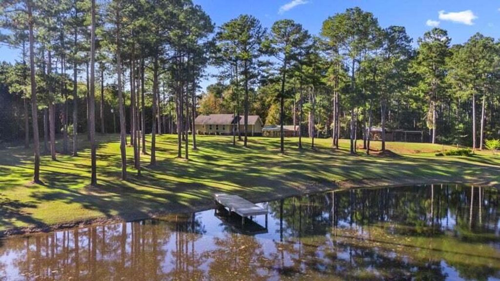 1741 W Bypass Road, Thomson, GA 30824