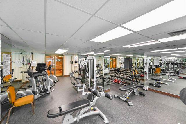 1980 S Ocean Drive 18D, Hallandale Beach, FL 33009
