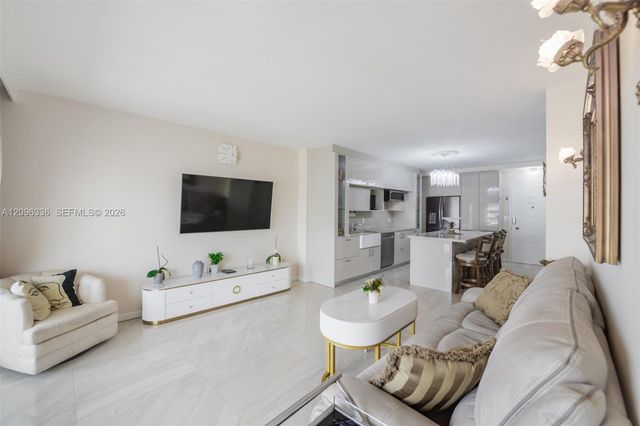 1980 S Ocean Drive 18D, Hallandale Beach, FL 33009