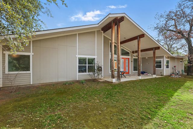 1300 Kendolph Drive, Denton, TX 76205