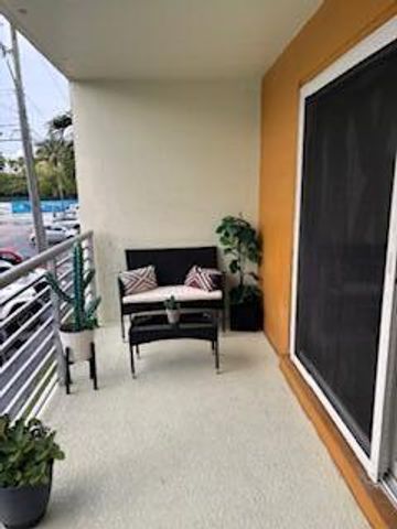 2900 NE 30th Street B-2, Fort Lauderdale, FL 33306