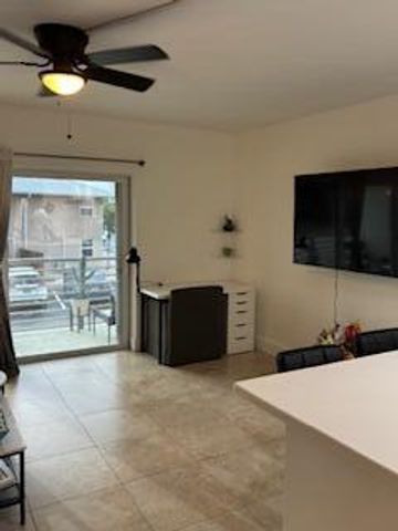2900 NE 30th Street B-2, Fort Lauderdale, FL 33306