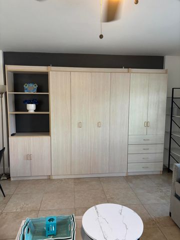 2900 NE 30th Street B-2, Fort Lauderdale, FL 33306
