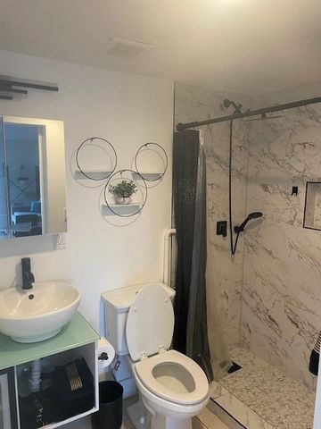 2900 NE 30th Street B-2, Fort Lauderdale, FL 33306
