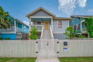 1715 Mechanic Street, Galveston, TX 77550