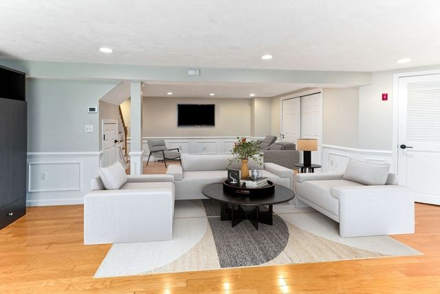 18 Millfarm Drive, Mansfield, MA 02048
