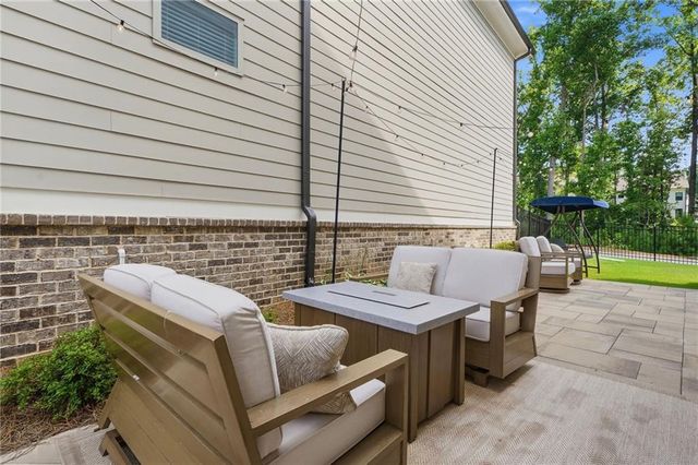 3252 Bartee Walk, Suwanee, GA 30024