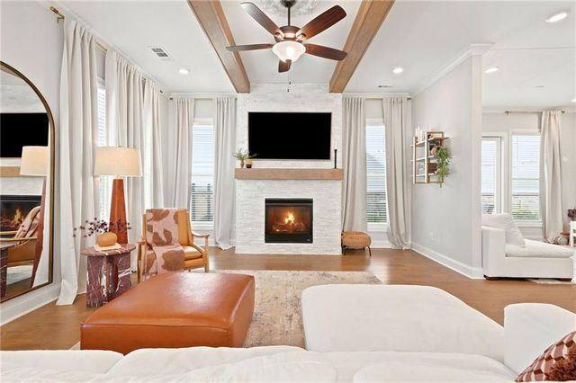 3252 Bartee Walk, Suwanee, GA 30024