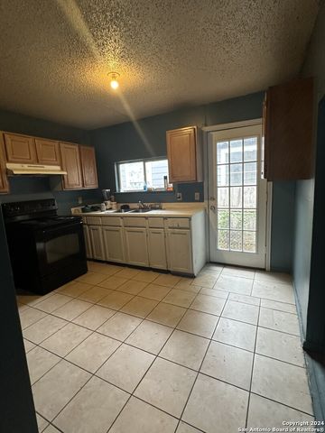 515 MARY ST, San Antonio, TX 78214