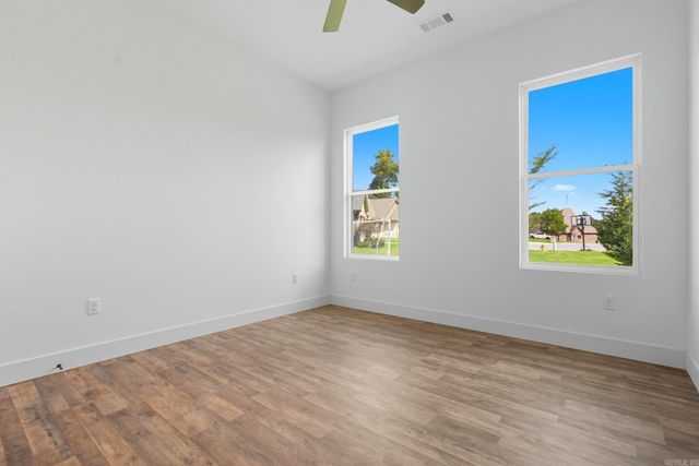 7452 Northwood Drive, Benton, AR 72019