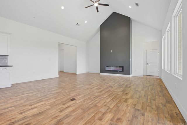 7452 Northwood Drive, Benton, AR 72019