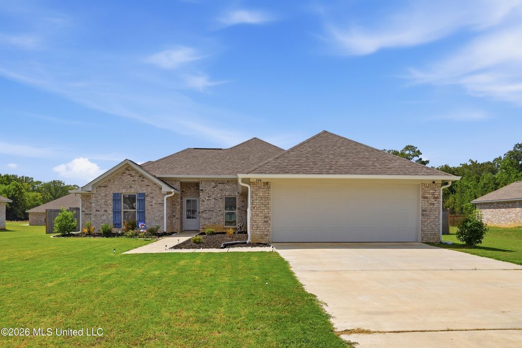 226 Jasmine Cove Circle, Brandon, MS 39042
