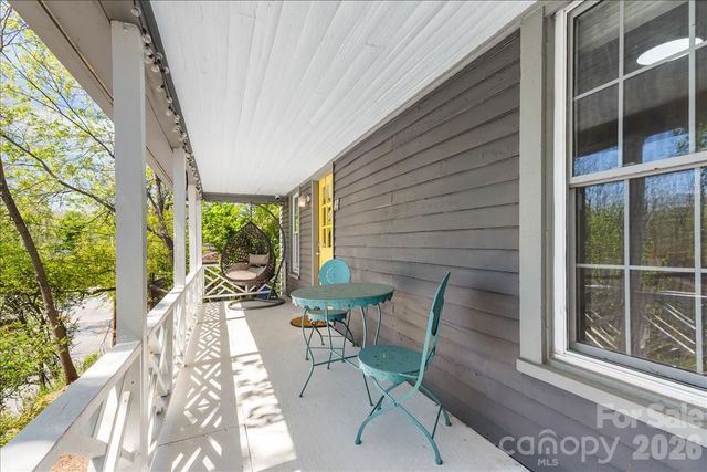 14 Woodrow Avenue, Asheville, NC 28801