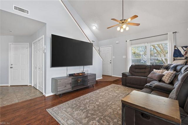 704 Frigate DR, Newport News, VA 23608