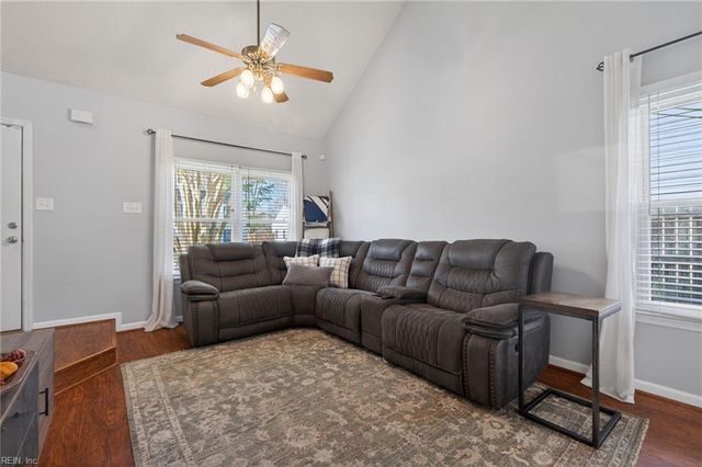 704 Frigate DR, Newport News, VA 23608